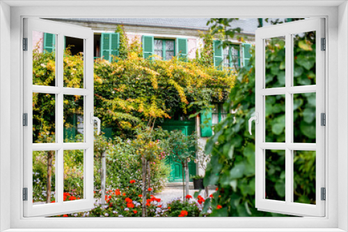 Fototapeta Naklejka Na Ścianę Okno 3D - House and garden of Claud Monet, famous french impressionist painter in Giverny town in France