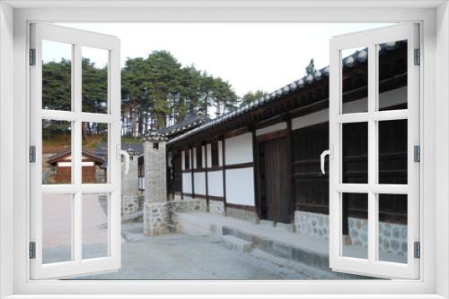 Fototapeta Naklejka Na Ścianę Okno 3D - An old house of  Seongyojang