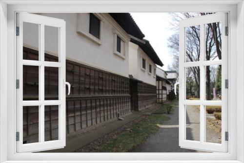 Fototapeta Naklejka Na Ścianę Okno 3D - 日本の古い家の外壁の外観