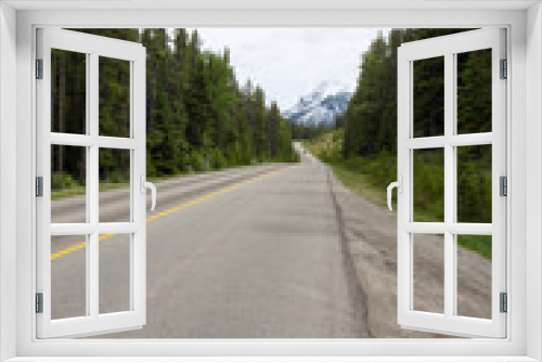 Fototapeta Naklejka Na Ścianę Okno 3D - Amazing road to Banff