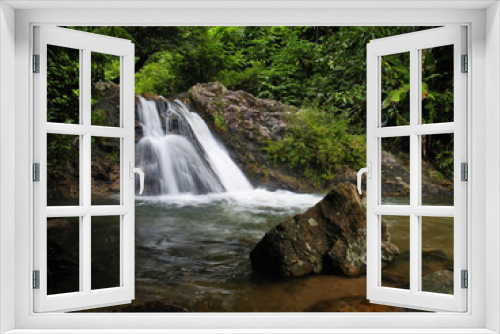 Fototapeta Naklejka Na Ścianę Okno 3D - Sarika waterfall