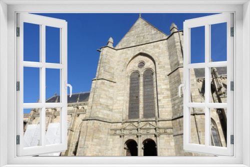 Fototapeta Naklejka Na Ścianę Okno 3D - Eglise Saint-Malo à Dinan