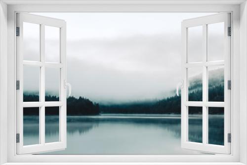 Fototapeta Naklejka Na Ścianę Okno 3D - foggy lake in norway