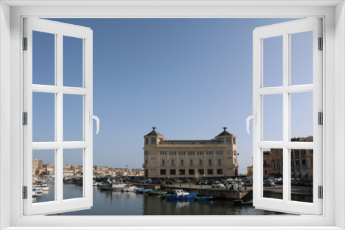 Fototapeta Naklejka Na Ścianę Okno 3D - Waterfront of Ortigia Syracuse, Sicily Italy