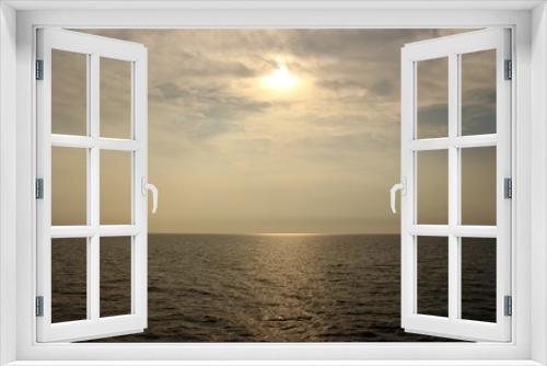 Fototapeta Naklejka Na Ścianę Okno 3D - sunset, sunrise on sea
