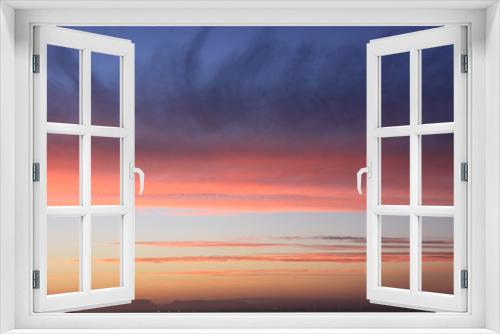 Fototapeta Naklejka Na Ścianę Okno 3D - nubes en rojo