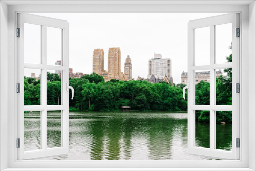 Fototapeta Naklejka Na Ścianę Okno 3D - The Lake in Central Park in New York