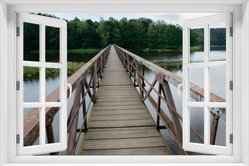 Fototapeta Naklejka Na Ścianę Okno 3D - Bridge over the lake