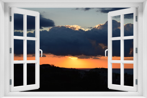 Fototapeta Naklejka Na Ścianę Okno 3D - Tramonto, estate e nuvole
