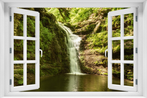 Fototapeta Naklejka Na Ścianę Okno 3D - High mountain waterfall