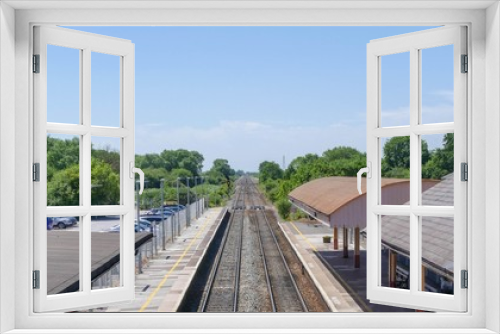 Fototapeta Naklejka Na Ścianę Okno 3D - Long train tracks