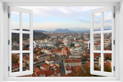Fototapeta Naklejka Na Ścianę Okno 3D - Aerial view of central Ljubljana, capital of Slovenia with picturesque architecture. 
