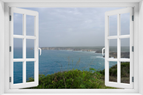 Fototapeta Naklejka Na Ścianę Okno 3D - Guadeloupe - between sea and ocean