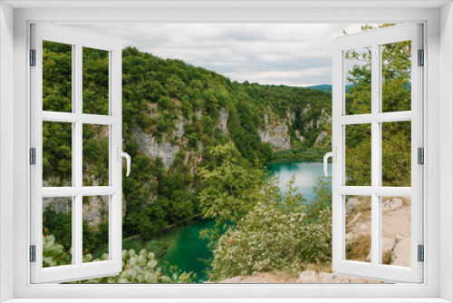 Fototapeta Naklejka Na Ścianę Okno 3D - Travel to Croatia. Top view of the Plitvice Lakes - a popular Croatian national park of incredible beauty with lots of greenery, lakes and waterfalls