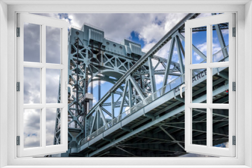 Fototapeta Naklejka Na Ścianę Okno 3D - Robert F Kennedy Bridge, New York City