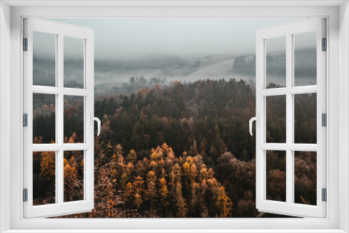 Fototapeta Naklejka Na Ścianę Okno 3D - misty morning