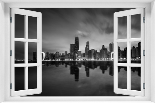 Fototapeta Naklejka Na Ścianę Okno 3D - Reflections of North Avenue