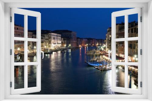 Fototapeta Naklejka Na Ścianę Okno 3D - Venice at night