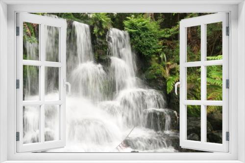 Fototapeta Naklejka Na Ścianę Okno 3D - Wunderschöner Wasserfall in Neuseeland