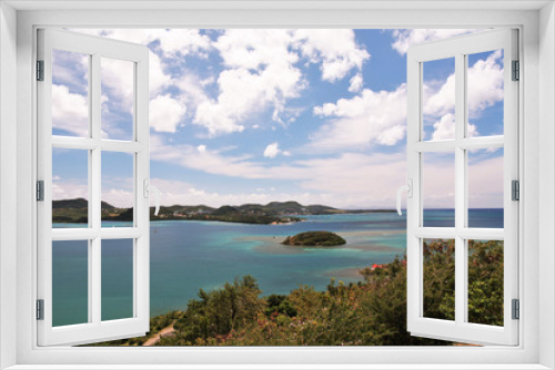 Fototapeta Naklejka Na Ścianę Okno 3D - Martinique, Ilet Duquesnay, face a la pointe marin