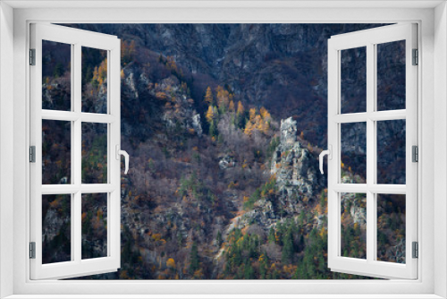 Fototapeta Naklejka Na Ścianę Okno 3D - Montagne escarpée 