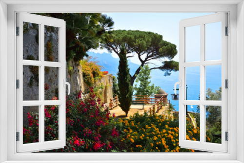 Fototapeta Naklejka Na Ścianę Okno 3D - Ogród w Villa Rufolo