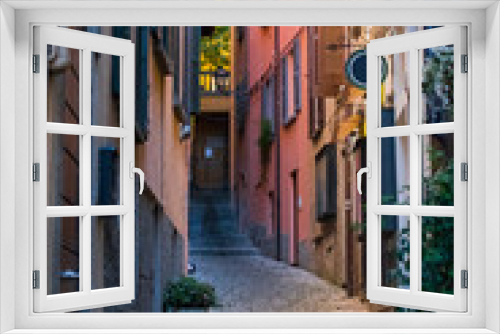 Fototapeta Naklejka Na Ścianę Okno 3D - Colorful street in Italy