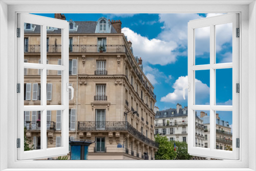 Fototapeta Naklejka Na Ścianę Okno 3D - Paris, beautiful building in the center, typical parisian facade boulevard Voltaire 