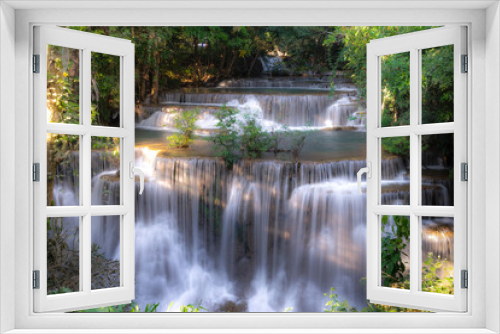 Fototapeta Naklejka Na Ścianę Okno 3D - Huay Mae Kamin waterfall in Kanjanaburi, Thailand