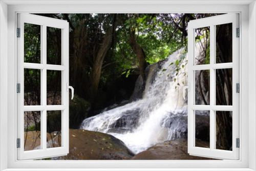 Fototapeta Naklejka Na Ścianę Okno 3D - Kintampo Wasserfälle in Ghana