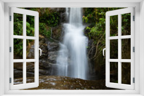 Fototapeta Naklejka Na Ścianę Okno 3D - Peace Waterfall