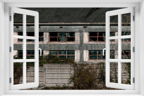 Fototapeta Naklejka Na Ścianę Okno 3D - detail warehouse of old abandoned chemical product factory
