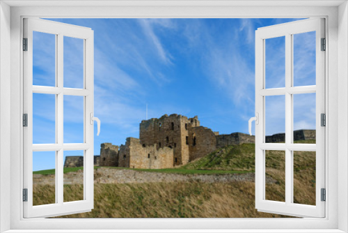 Fototapeta Naklejka Na Ścianę Okno 3D - ruins of old castle