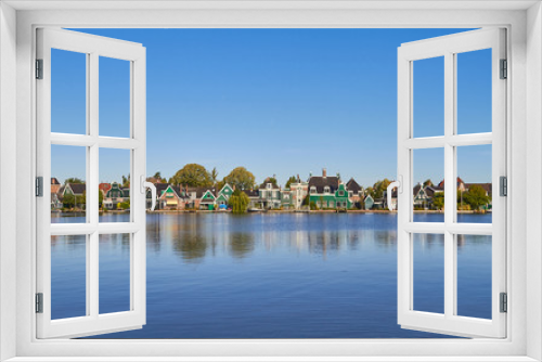 Fototapeta Naklejka Na Ścianę Okno 3D - Beautiful Hauses in the river of netherlands
