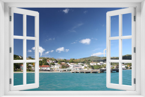 Fototapeta Naklejka Na Ścianę Okno 3D - Martinique, abordage sur le ponton du Diamant