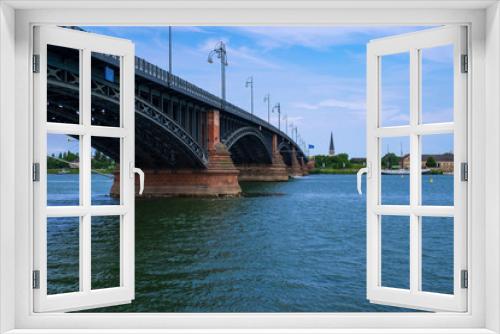 Fototapeta Naklejka Na Ścianę Okno 3D - Brücke über den Rhein bei Mainz und Wiesbaden