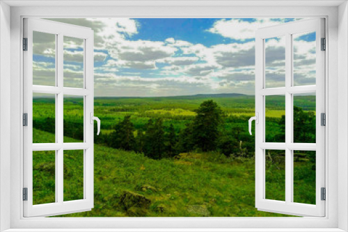 Fototapeta Naklejka Na Ścianę Okno 3D - view from the mountains to the plain
