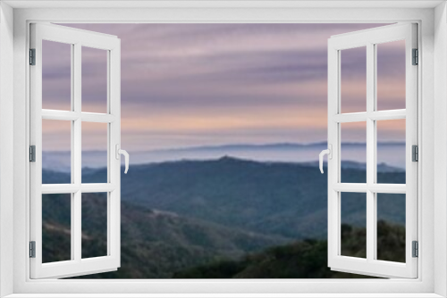 Fototapeta Naklejka Na Ścianę Okno 3D - Panorama in Henry W. Coe State Park on a cloudy afternoon, south San Francisco bay, California