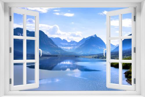 Fototapeta Naklejka Na Ścianę Okno 3D - Saint Mary lake