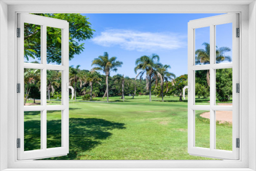 Fototapeta Naklejka Na Ścianę Okno 3D - Golf Green Flag Holes Scenic Course