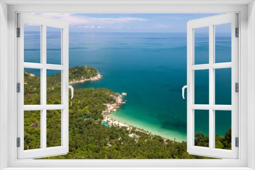 Fototapeta Naklejka Na Ścianę Okno 3D - Bird eye view to a tropical beach