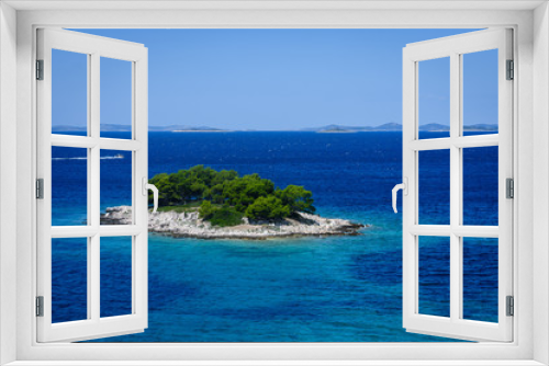 Fototapeta Naklejka Na Ścianę Okno 3D - Lonly island