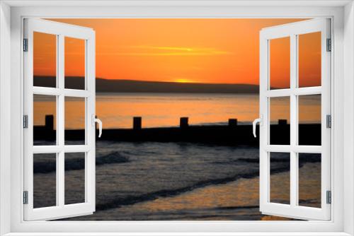 Fototapeta Naklejka Na Ścianę Okno 3D - sunset at the sea