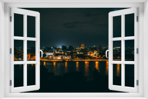 Fototapeta Naklejka Na Ścianę Okno 3D - Lichter von Havanna