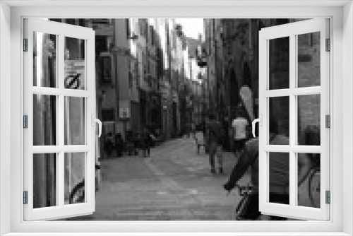 Fototapeta Naklejka Na Ścianę Okno 3D - In giro per Ferrara