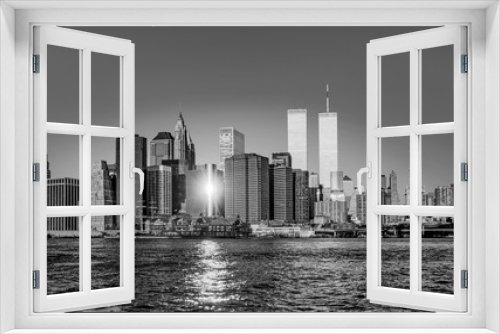 Fototapeta Naklejka Na Ścianę Okno 3D - twin towers in New York in sunset