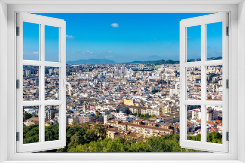 Fototapeta Naklejka Na Ścianę Okno 3D - City of Malaga seen from the Gibralfaro fortress