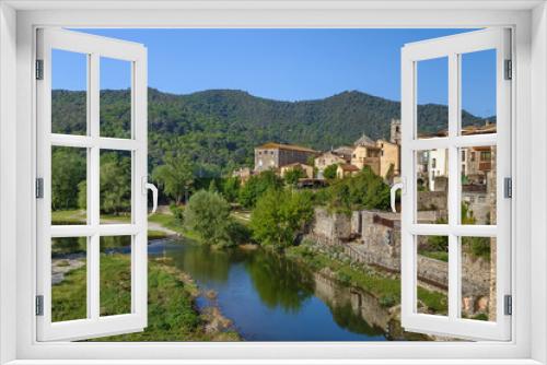 Fototapeta Naklejka Na Ścianę Okno 3D - View of Besalu, Spain
