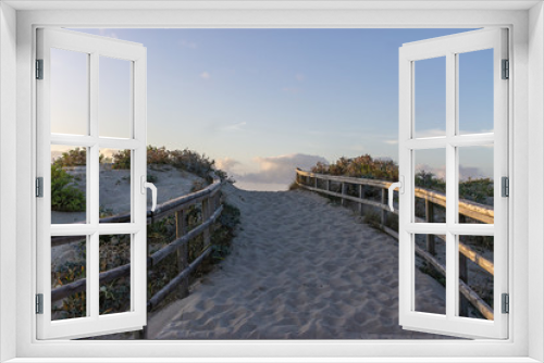 Fototapeta Naklejka Na Ścianę Okno 3D - playa con pasarela de madera