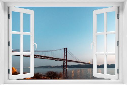 Fototapeta Naklejka Na Ścianę Okno 3D - 25 april bridge landscape in Lisbon, Portugal